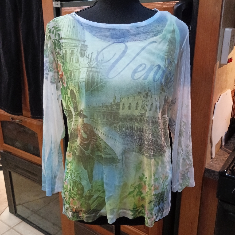 Classic Designs Sheer Venice Print Women's Top With A Built In Camisole Medium